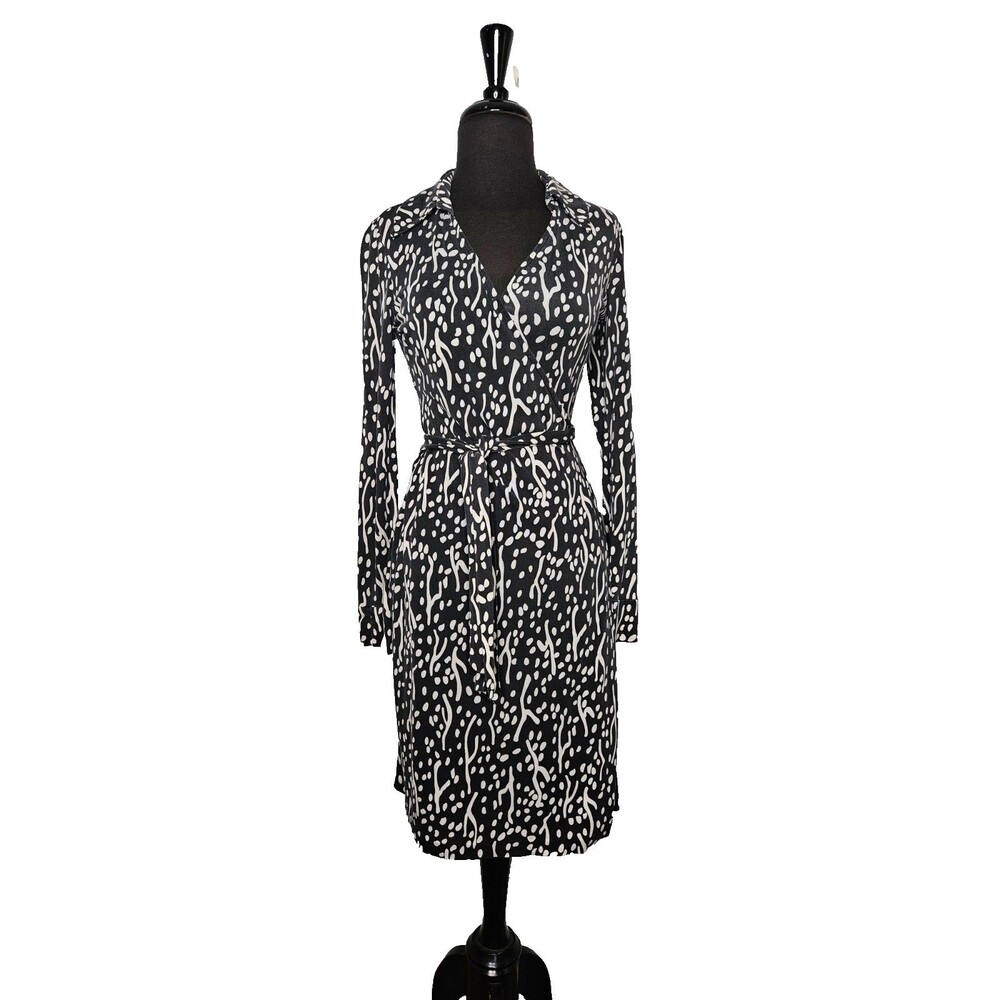 Diane Von Furstenburg DVF Jeanne Silk Jersey Wrap Dress 8 Long Sleeve Collared